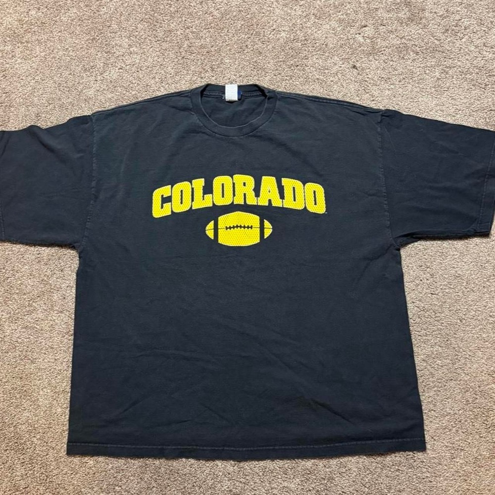 Vintage 90's/Y2K Champs Exclusive Colorado Buffaloes Puffer Print